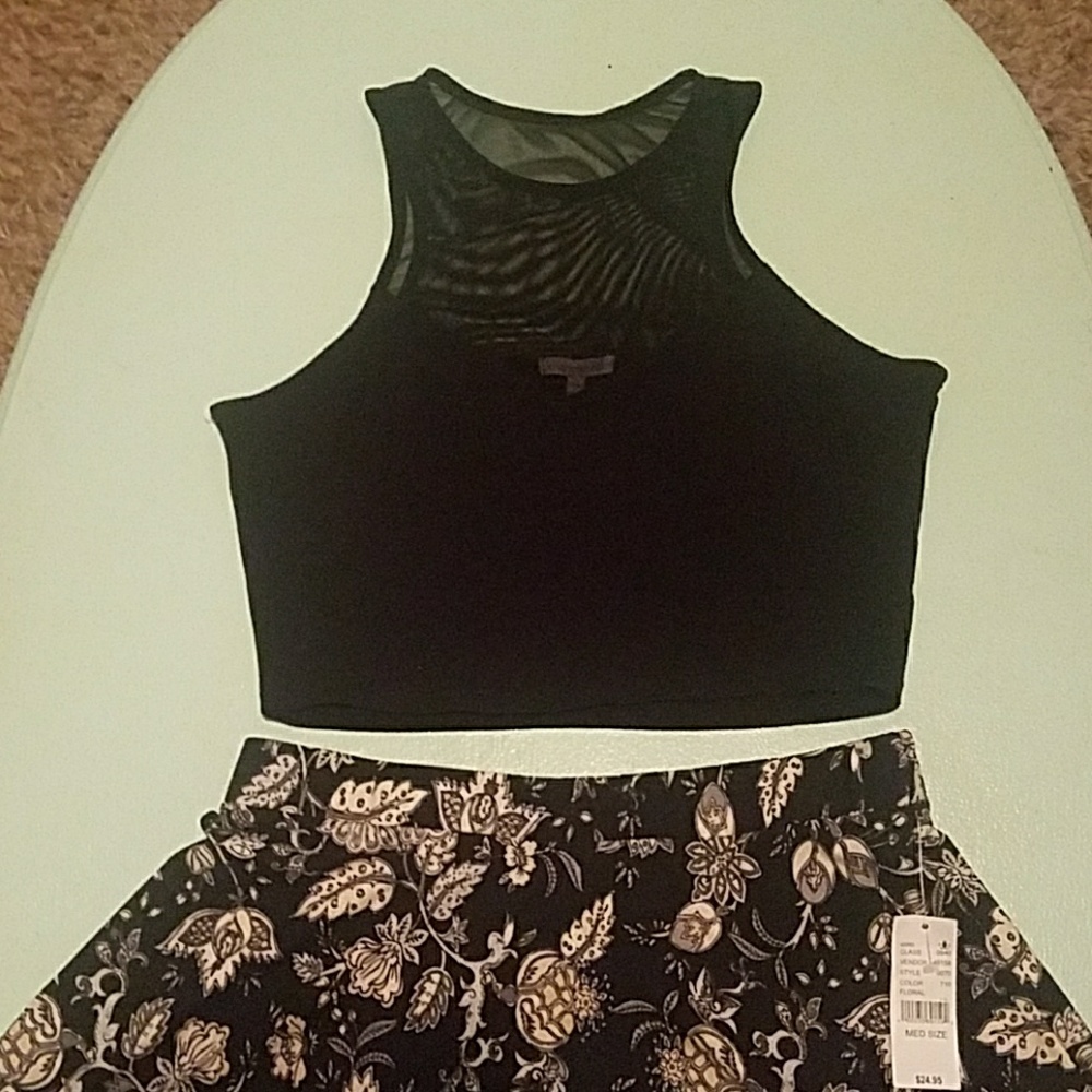 Crop Top w/ Mesh Cutout
